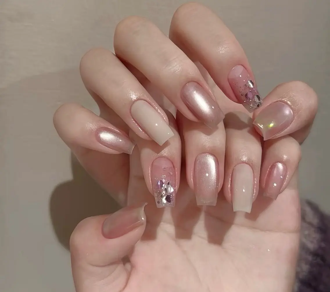 ネイル チークネイル 長さ出し フレンチネイル ガーリー 韓国ネイル sun nail池袋 モデル募集のネイルデザイン