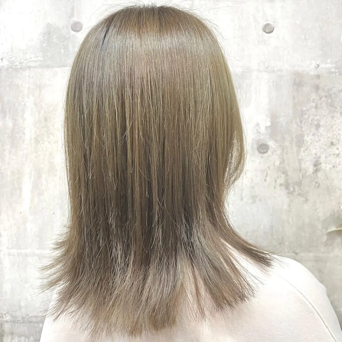 カラー ベージュカラー オリーブベージュ Life Nagiのヘアスタイル