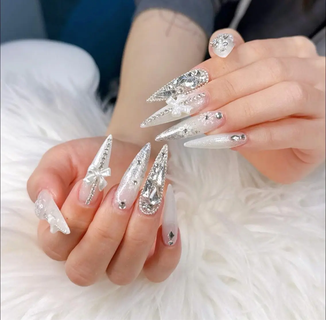 ネイル チークネイル フットネイル フレンチネイル グラデーション 韓国ネイル YUKI NAILのネイルデザイン