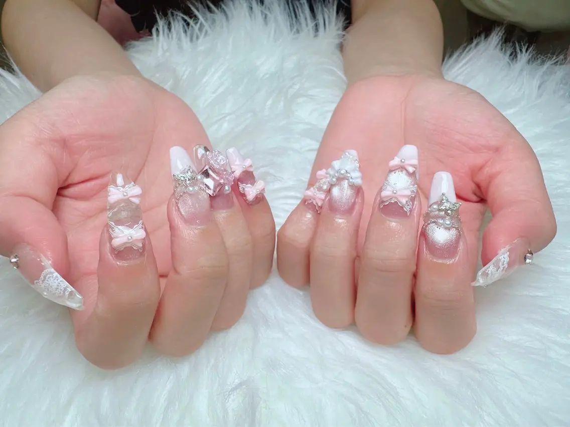 ネイル 韓国ネイル 水色 マグネットネイル ニュアンスネイル オフィスネイル ハンドネイル Hana Rose Nailのネイルデザイン