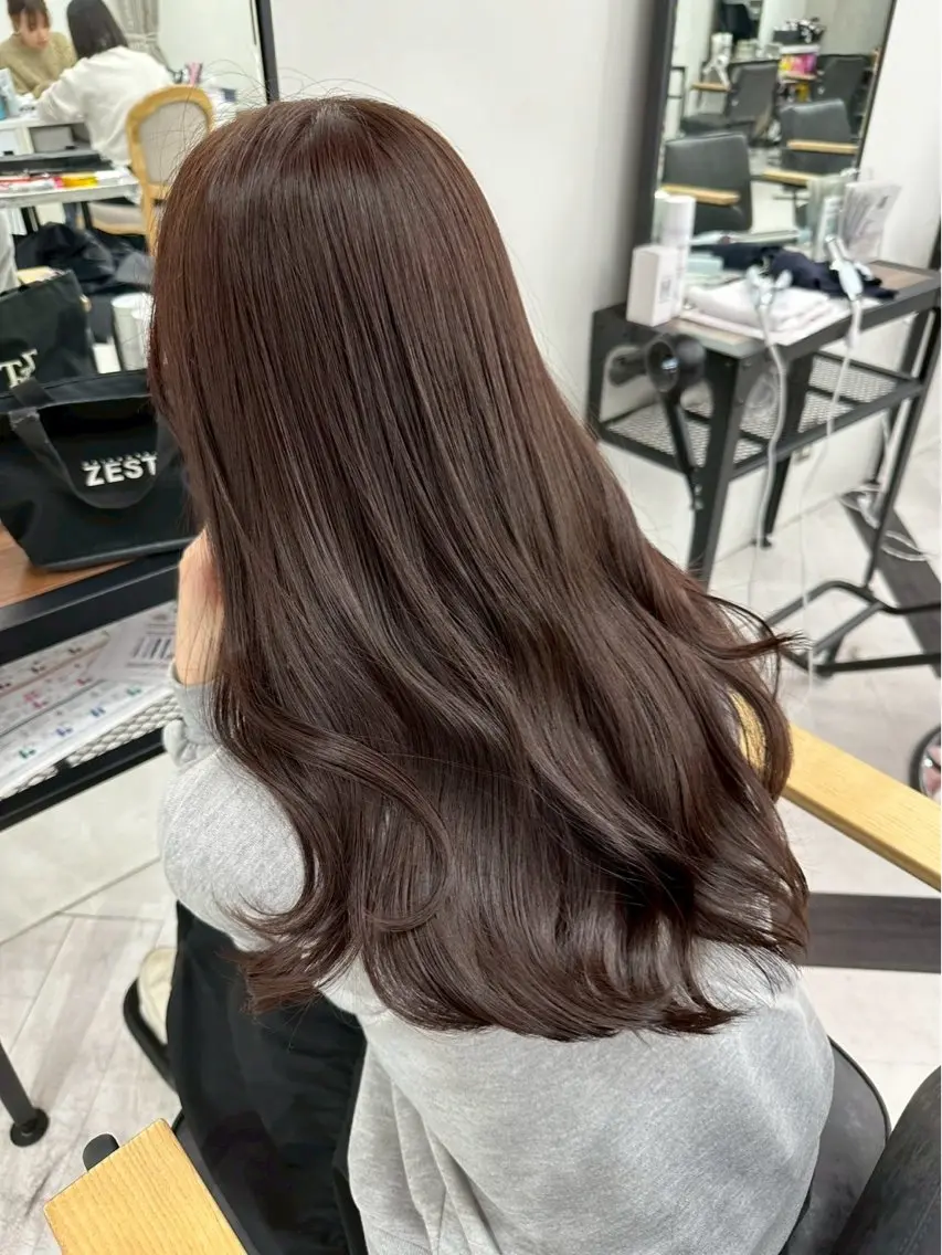 ロング カラー ななみ.⋆𝜗𝜚 透明感カラー/まつパのヘアスタイル
