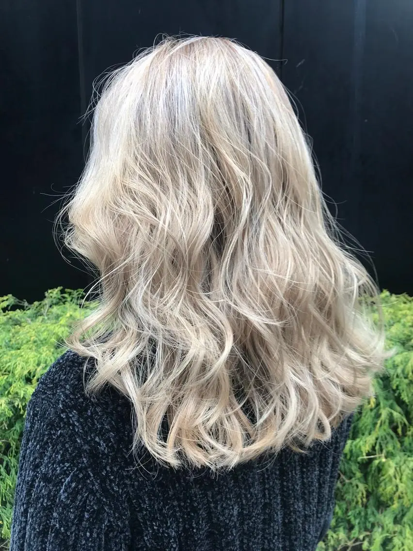✂︎【外国人風】✂︎カット+ダブルカラー『全頭ブリーチ+カラー』の写真