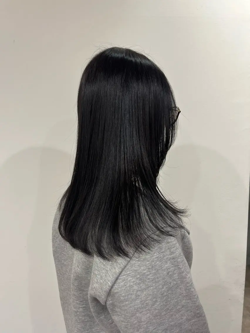 セミロング merc.🐑🤍 山口夏希のヘアスタイル