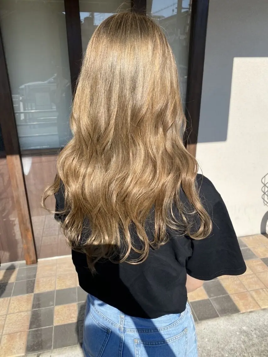 セミロング カラー 作野 潮織のヘアスタイル