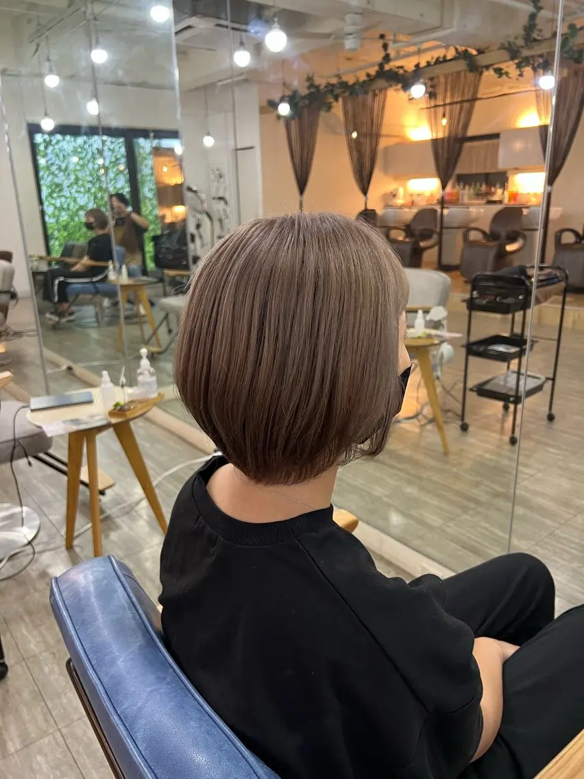 ミディアム カラー 韓国風 くすみカラー パーマKOUKIのヘアスタイル