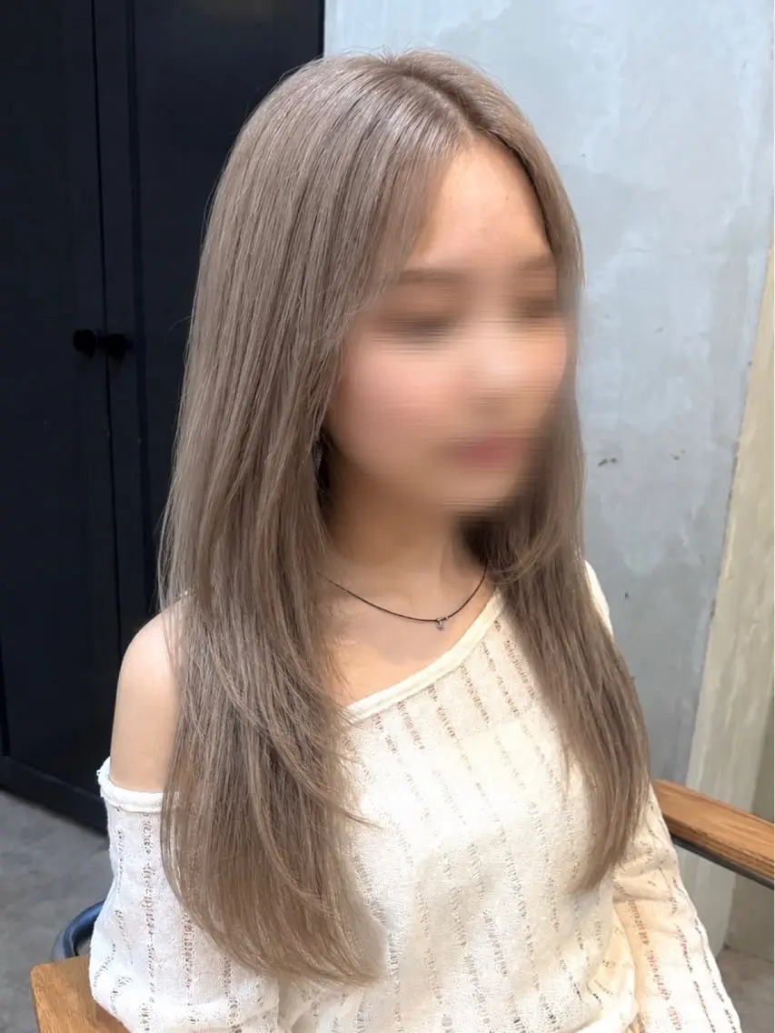 ロング カラー c h i h i r oのヘアスタイル