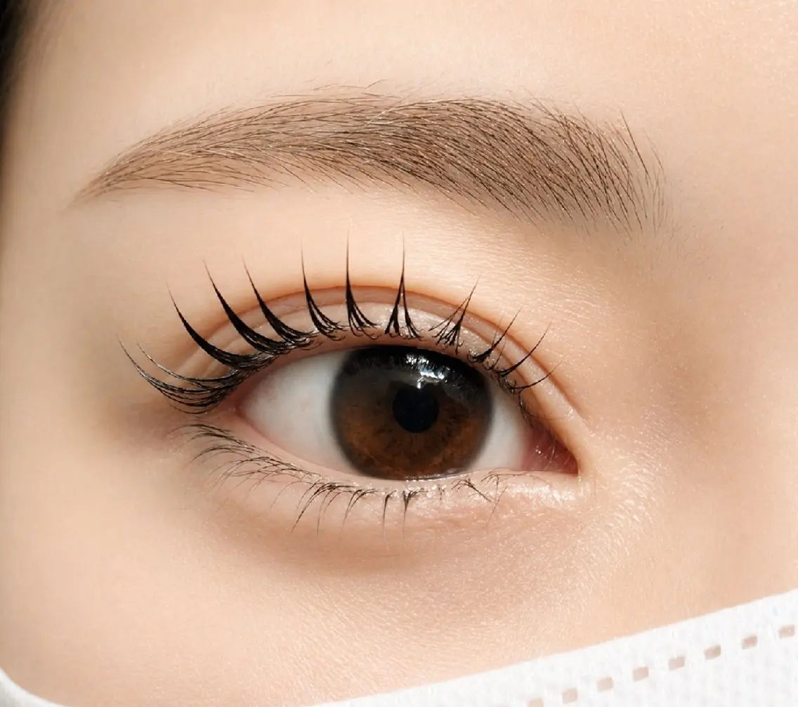 マツエク・マツパ パリジェンヌラッシュリフト マツパ EYE 405 Mikaのマツエク・マツパデザイン