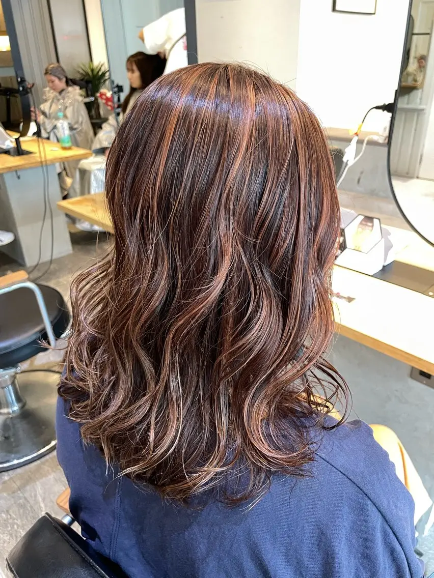 カラー ハイライトカラー 💘韓国レイヤー上 品カラーruru💘のヘアスタイル