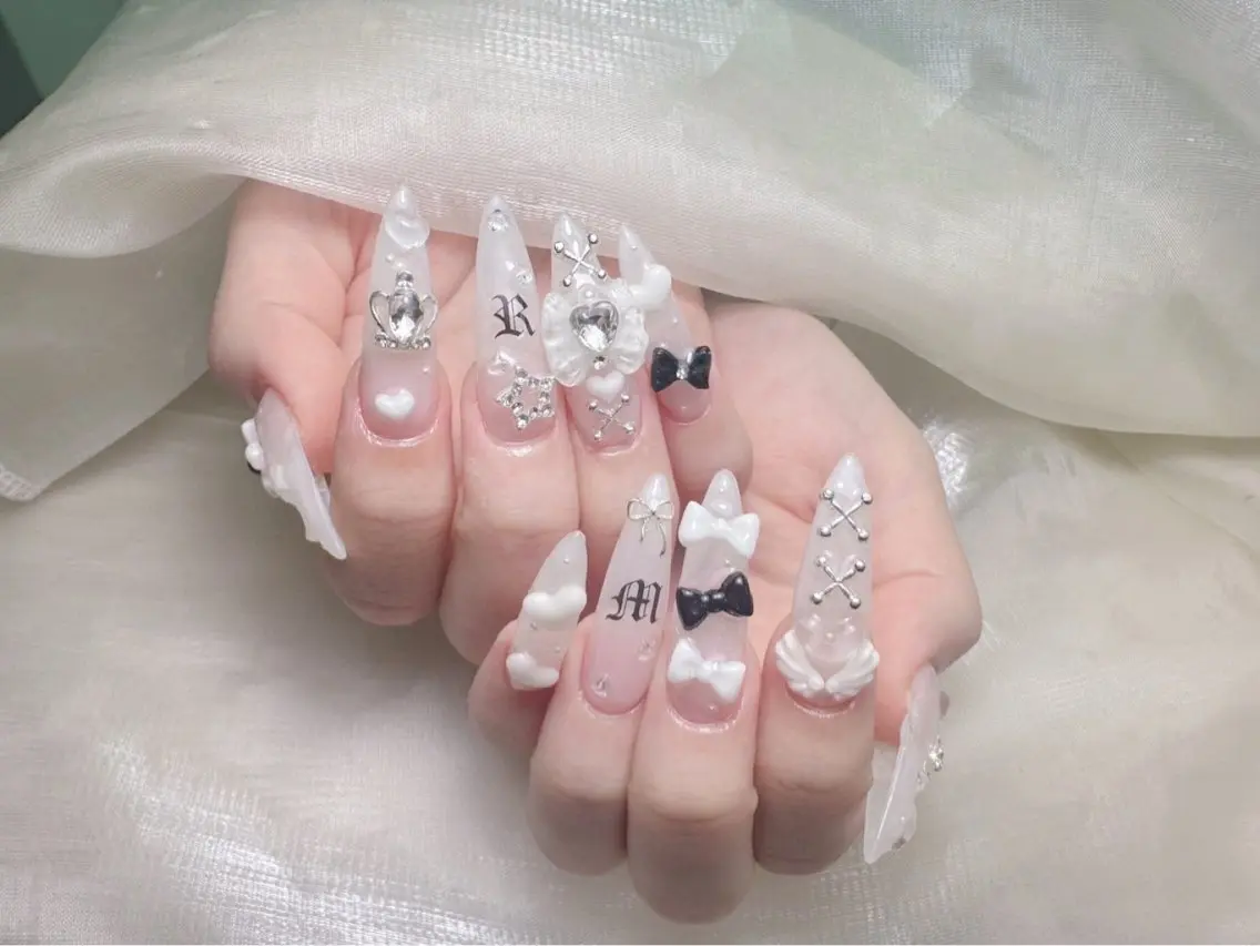 ネイル ハンドネイル lucky nail 歌舞伎町のネイルデザイン