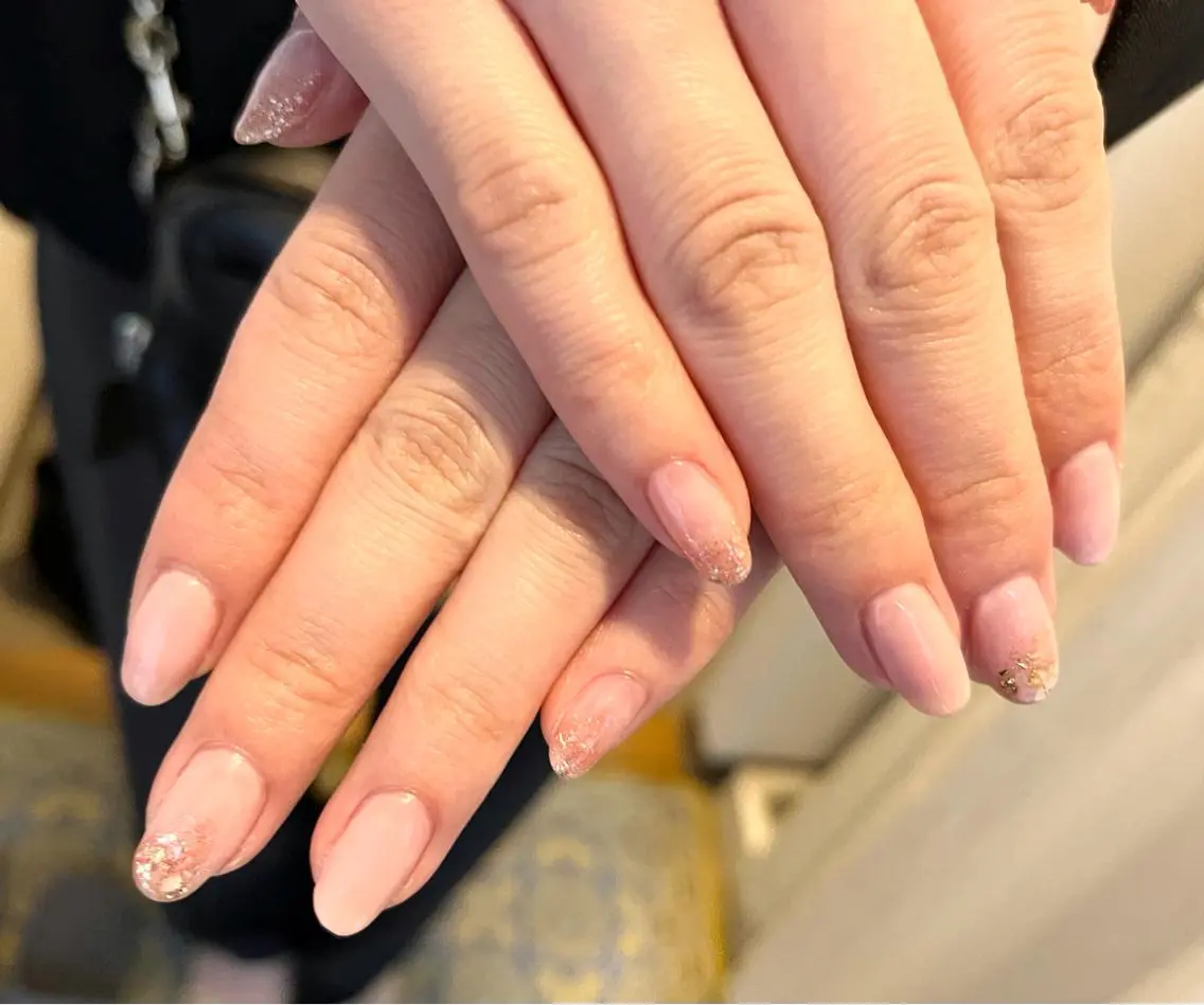 ネイル オーロラネイル フラワーネイル フットネイル フレンチネイル ジェルネイル mogunail &blowのネイルデザイン