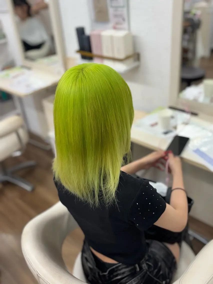 ミディアム ヘアカラー トリートメント エクステ/ハイトーン /ミサキのヘアスタイル