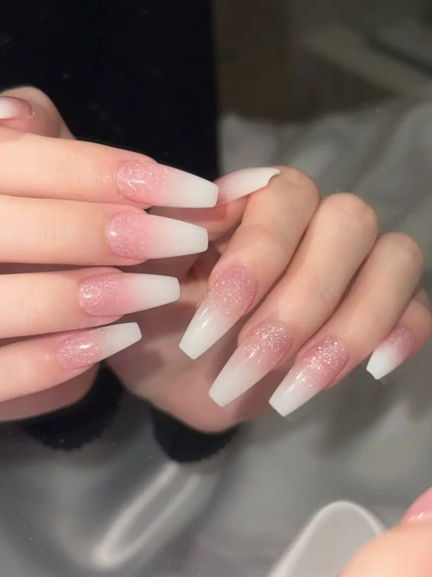 ネイル シンプルネイル ハンドネイル 小野里 七海のネイルデザイン