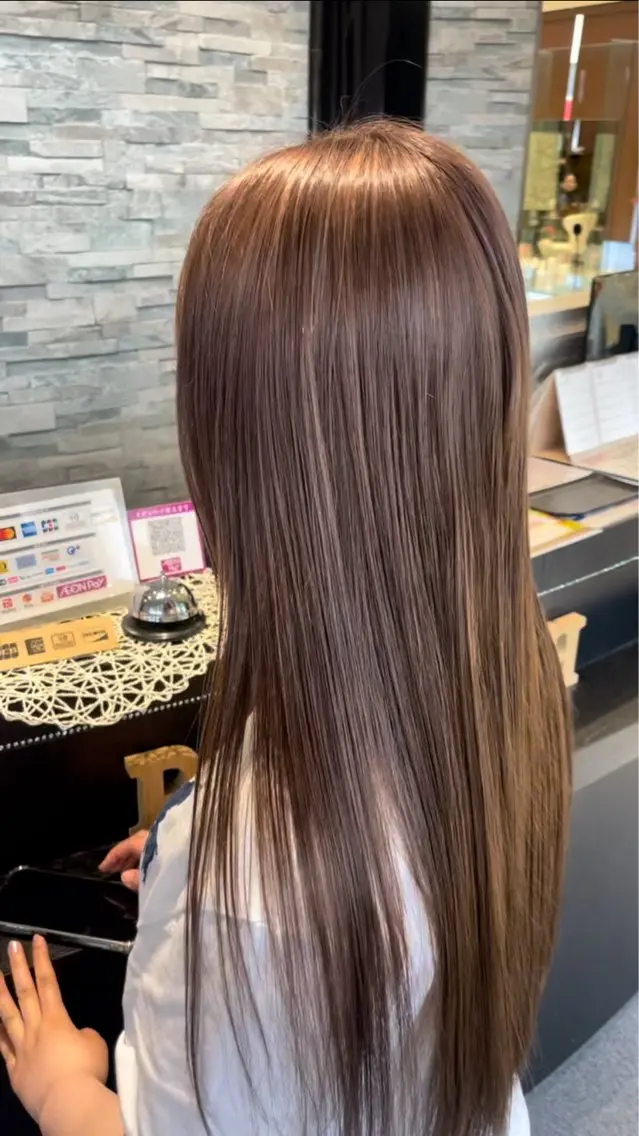 カラー ヘアカラー 横山 一誠のヘアスタイル