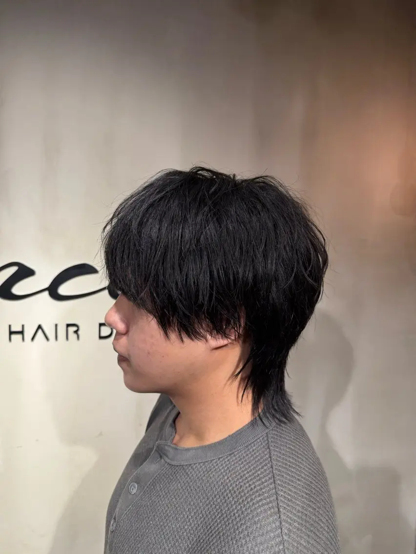 ミディアム 艶感/レイヤーカット 🌐Taketoのヘアスタイル