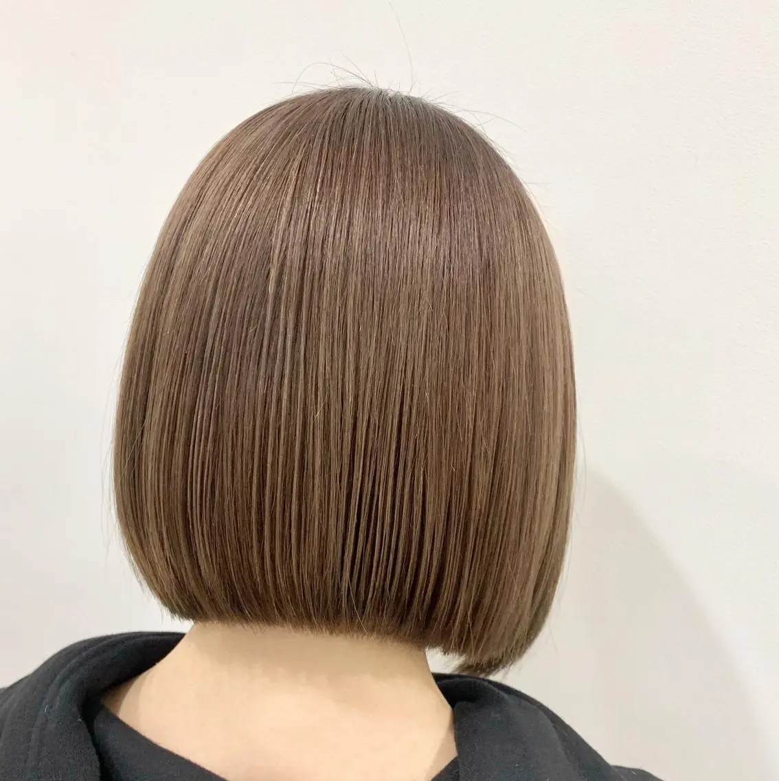 ショート カット ぱつっとボブ/ 小野あかねのヘアスタイル