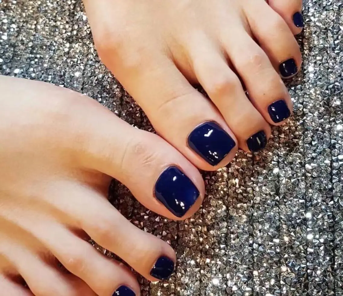 🦶フットワンカラー(2色まで)🦶オフ無料ケア込みの写真