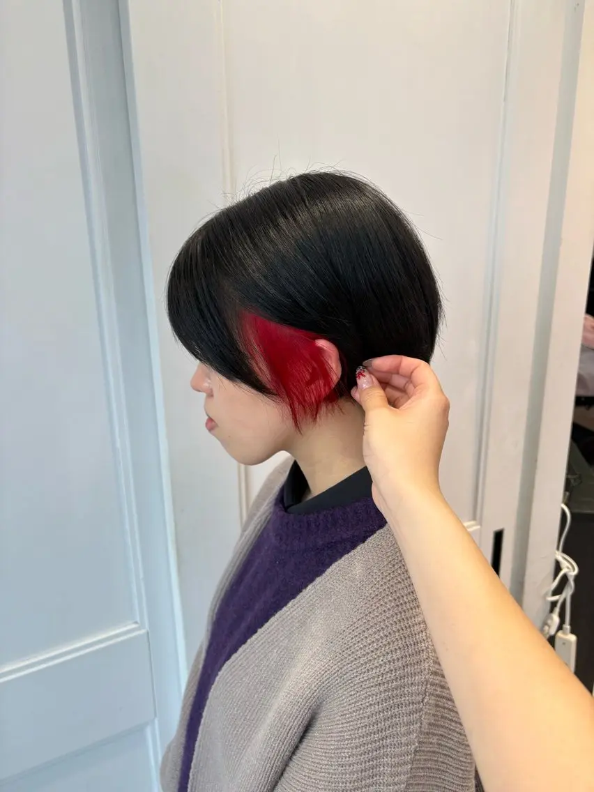ショート カラー ブリーチ カット ヘアカラー 弓矢 叶のヘアスタイル