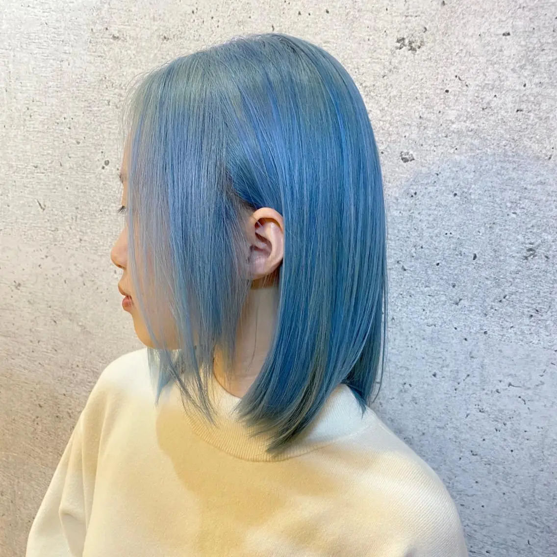 ミディアム カラー カット ヘアカラー トリートメント 久保 敏之のヘアスタイル