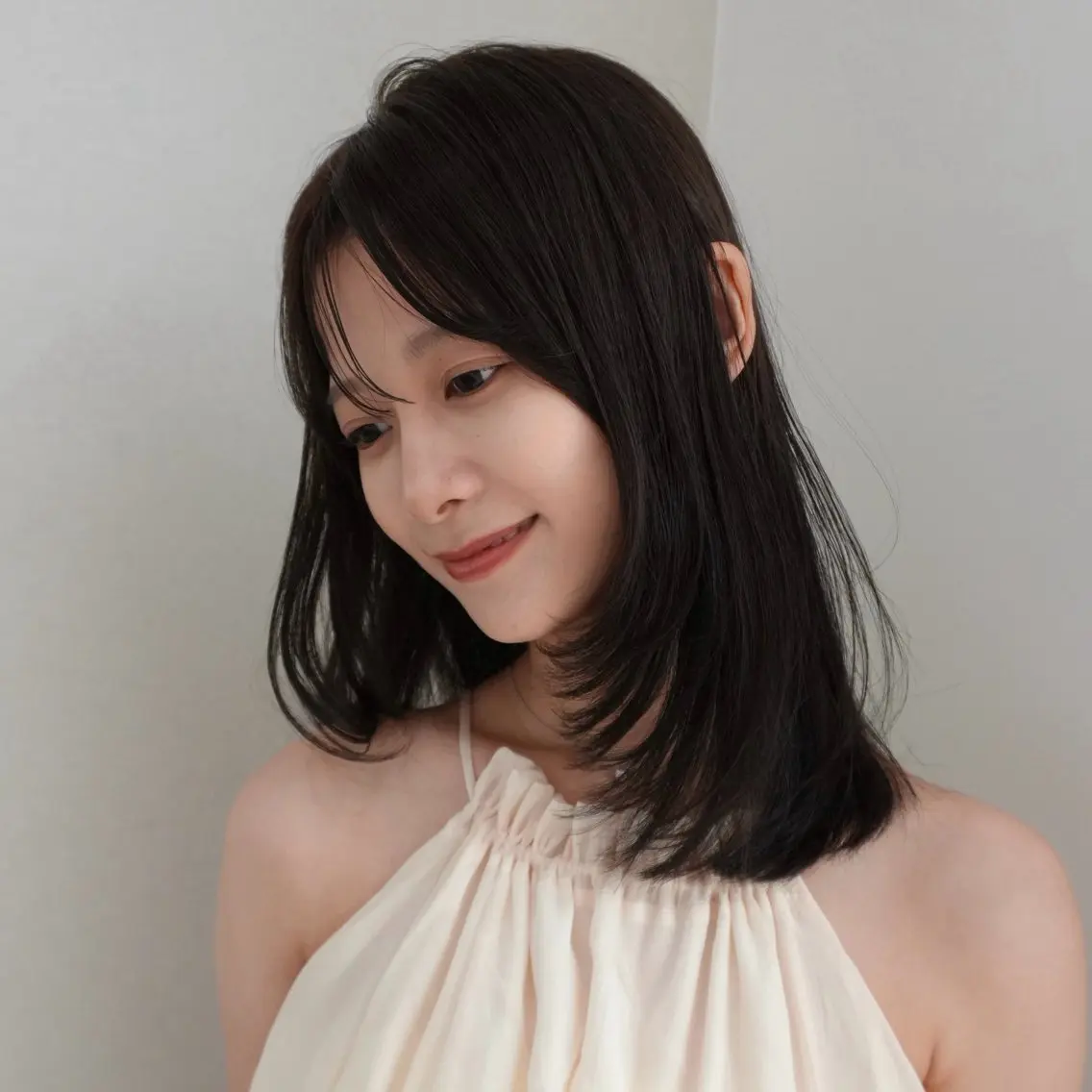 ミディアム レイヤーカット 【期間限定0円🪽】 ミディアムカット✂️のヘアスタイル