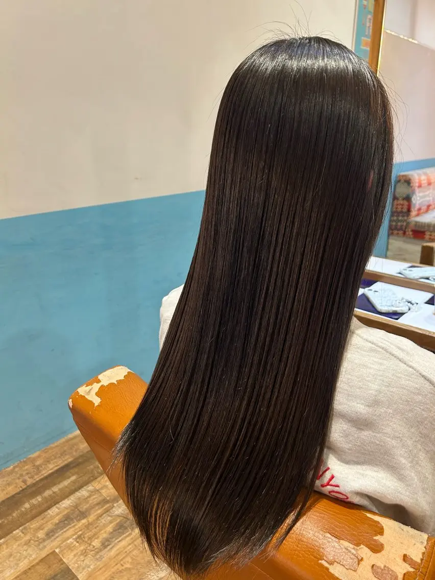 ロング カラー ヘアカラー トリートメント 🎨デザイン🥇 美髪・艶髪 日暮千敬のヘアスタイル