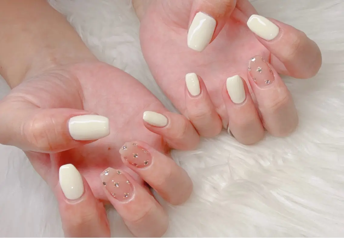 ネイル パステルネイル 黄色 ハンドネイル Re:Ø nail 🩵TSUJIのネイルデザイン