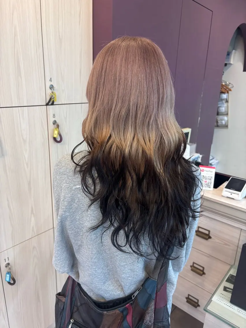 ロング カラー 🫧ダメージレス🫧 カラー&縮毛矯正のヘアスタイル