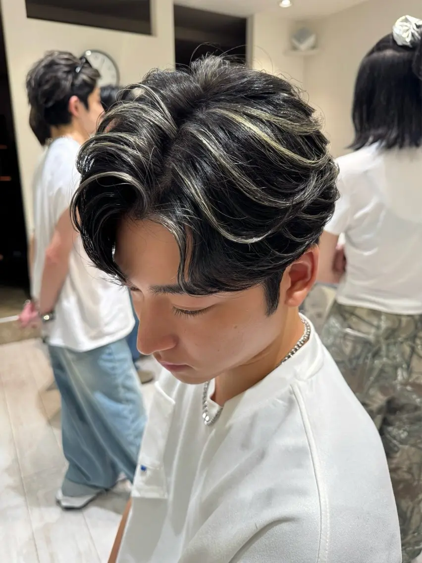 ショート カラー メンズ メンズ特化美容師 カラー専門ぺーターのヘアスタイル