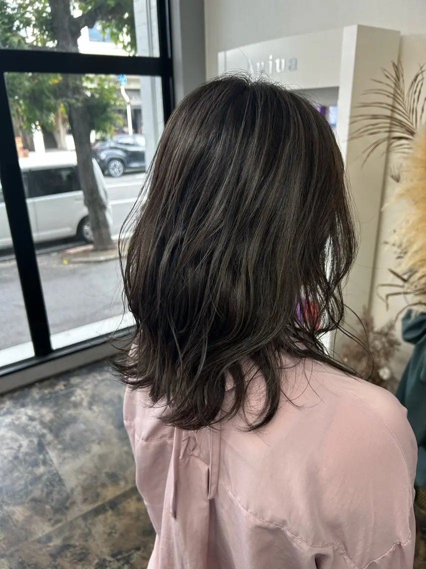 カラー ハイライトカラー 西浦 たくみのヘアスタイル