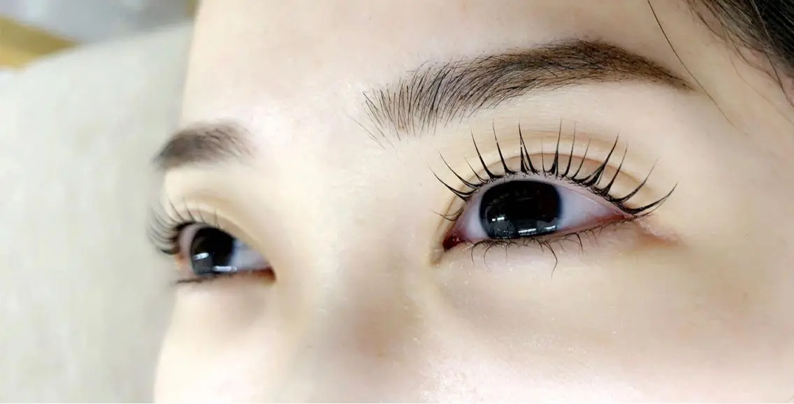 マツエク・マツパ khaki eyelashの眉毛・アイブロウイメージ
