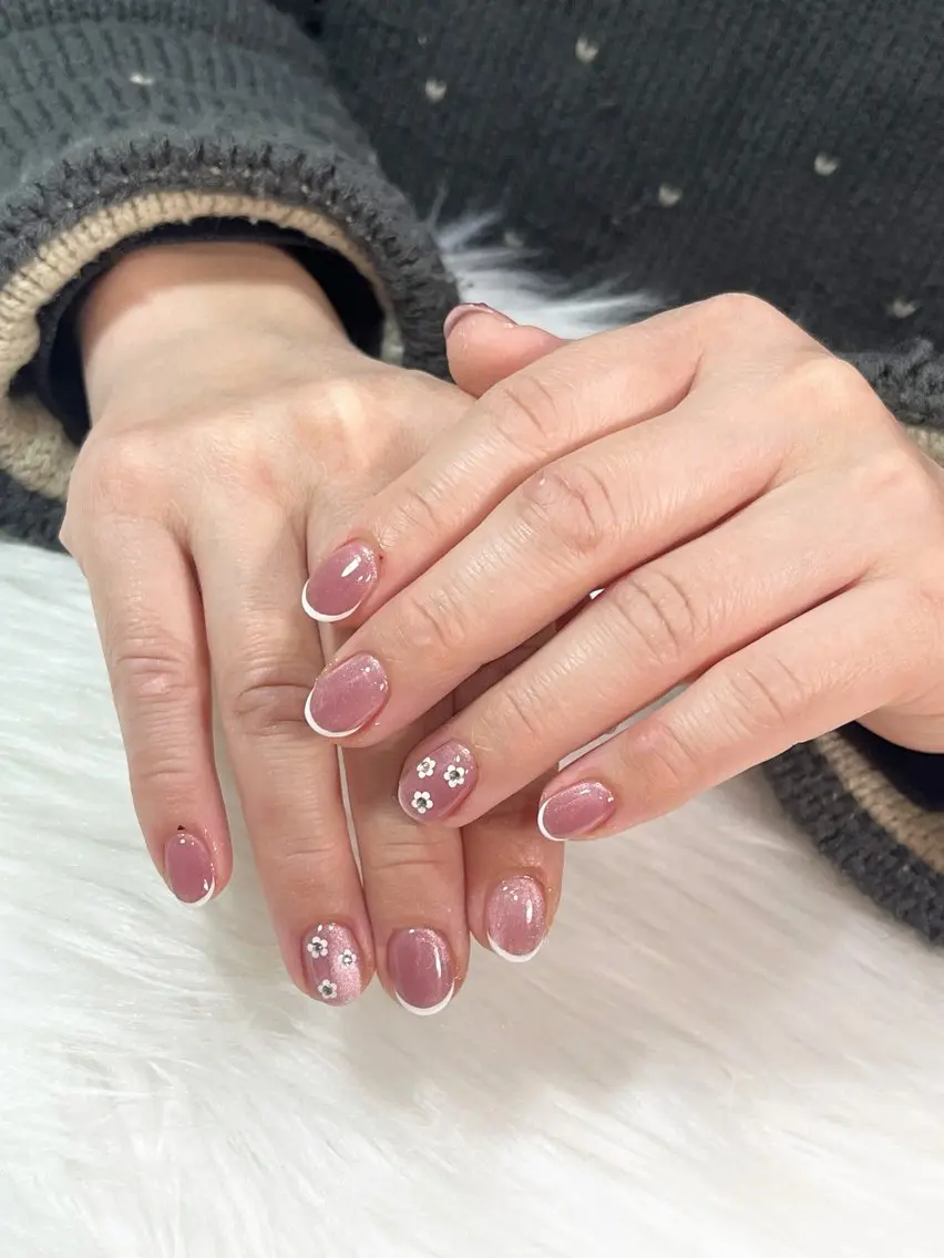 ネイル フラワーネイル フレンチネイル マグネットネイル nail salon Belle*makoのネイルデザイン