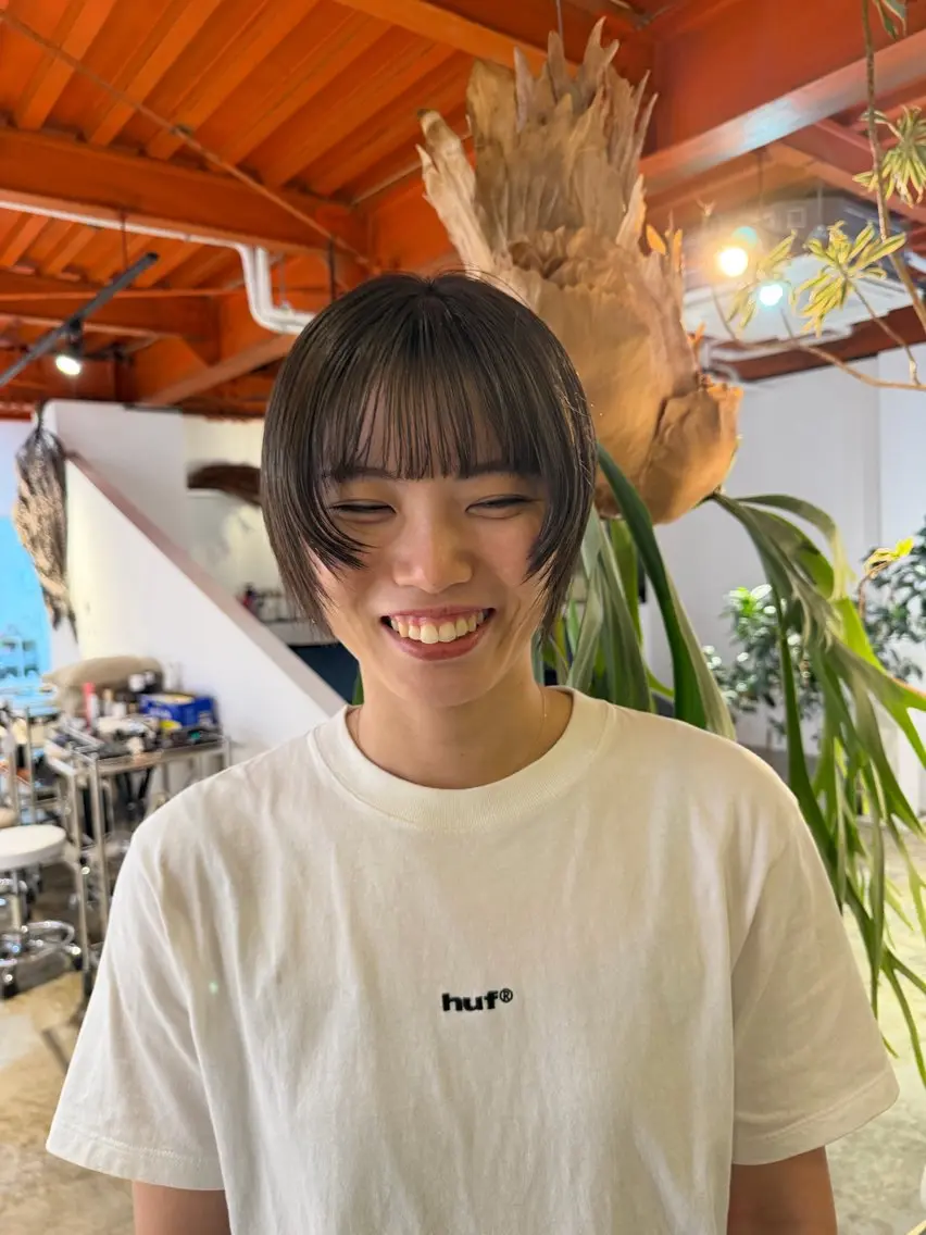 安谷 彩香のヘアスタイル