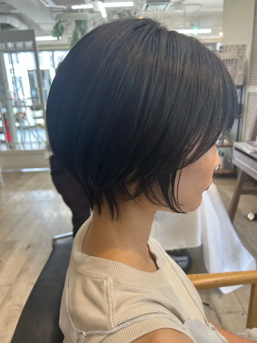 【無料】スタイルチェンジ✨️ロング→ショート、ボブ、レイヤーの写真