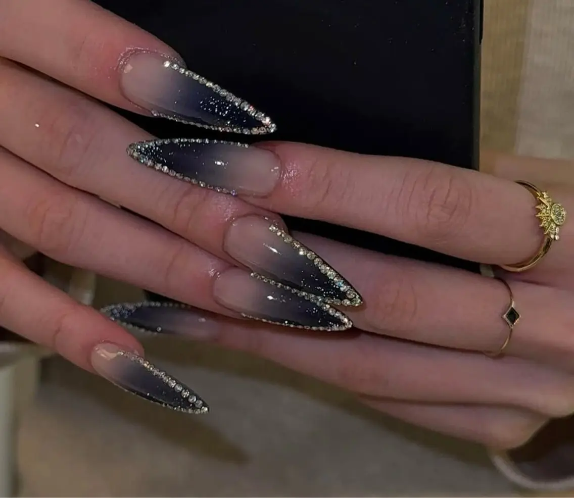 ネイル ハンドネイル NiJi Nailsのネイルデザイン