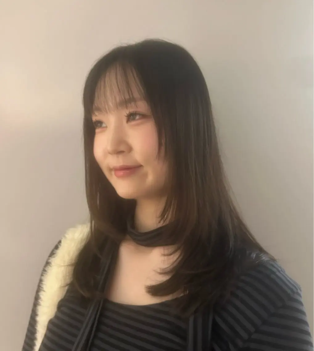 ロング 顔周りカット レイヤーカット 山崎 愛莉のヘアスタイル