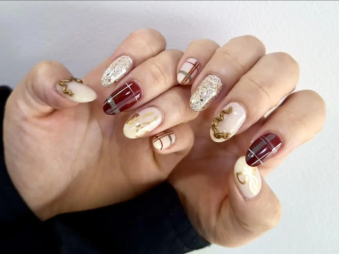 ネイル ジェルネイル 韓国ネイル ニュアンスネイル ワンホンネイル nailstudio eviz新宿店のネイルデザイン