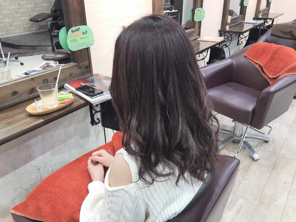 ミディアム カラー ピンクカラー ピンクパープル パープルカラー 小森 拓哉のヘアスタイル