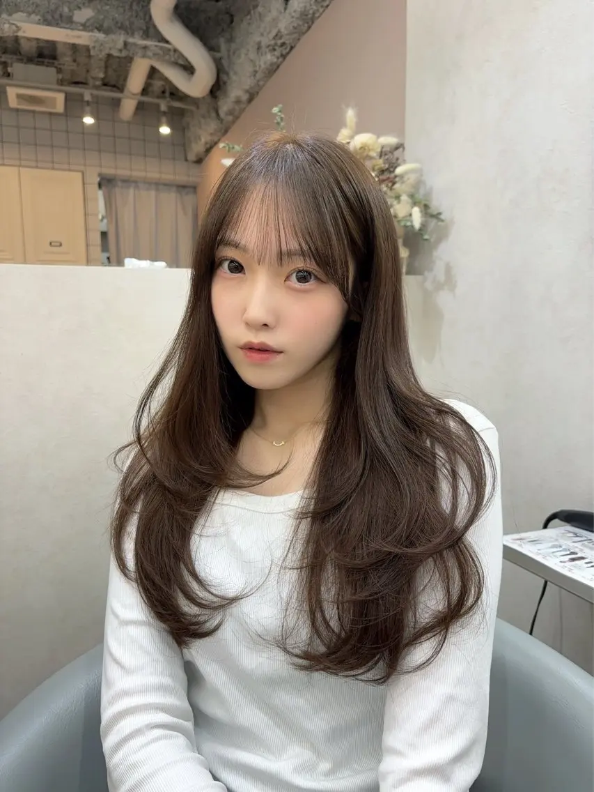 ロング カラー シールエクステ くびれヘア エクステ 顔周りカット 髪質改善 新宿/韓国風レイヤー /エクステ/YUTOのヘアスタイル
