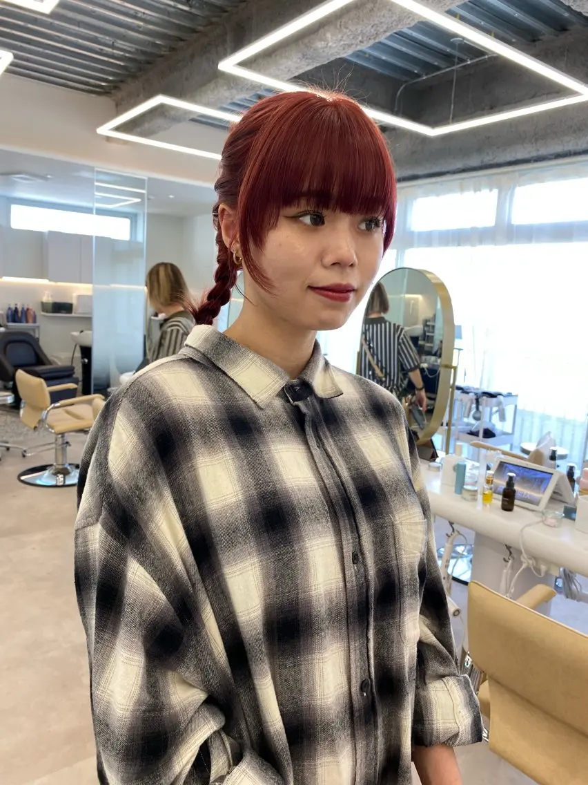 セミロング カラー レッドカラー ヘアカラー 韓国ヘア hinaka.のヘアスタイル