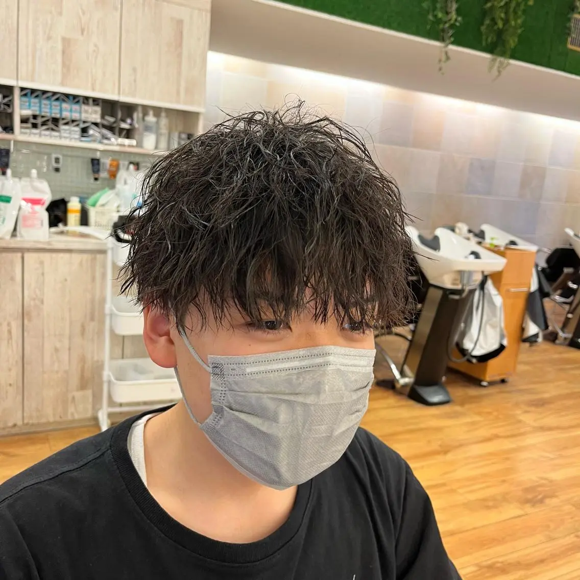 ショート カラー パーマ ヘアアレンジ メンズ メンズパーマ 波巻きパーマ メンズ特化 美容師かずまのヘアスタイル
