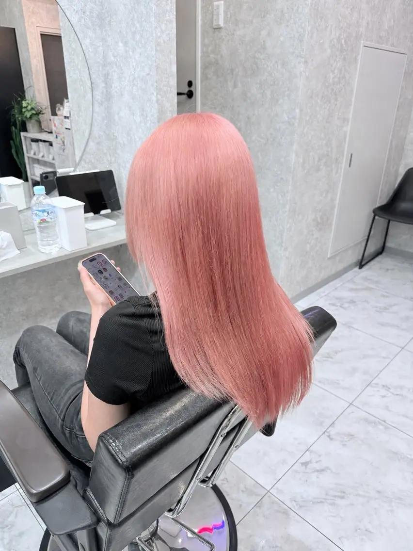 セミロング カラー 🌺ハイトーン🌺 矢葺 なぎさ🌺🌺のヘアスタイル