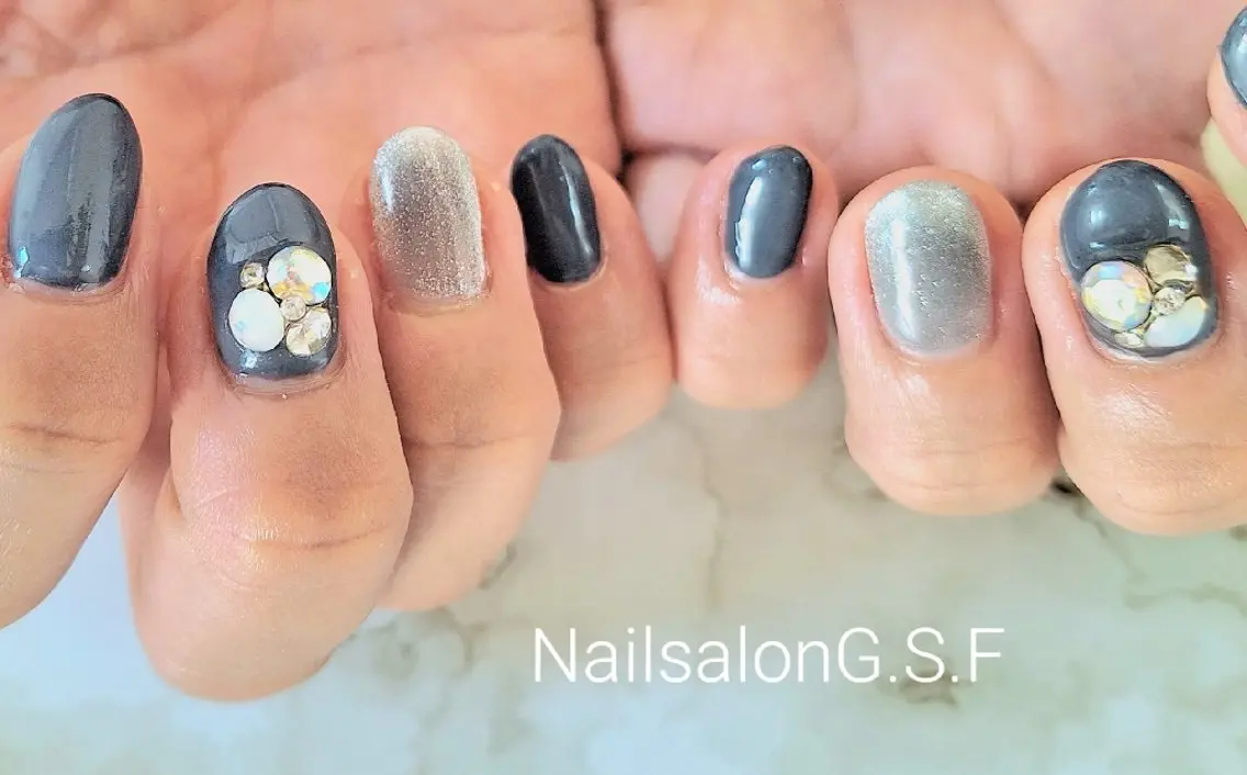 ネイル マグネットネイル Nailsalon G.S.F Hisaのネイルデザイン