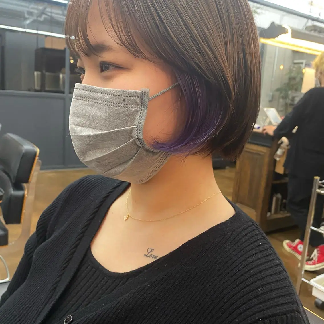 ショート カラー イヤリングカラー パープルカラー ハイトーン/デザイン hirokiのヘアスタイル