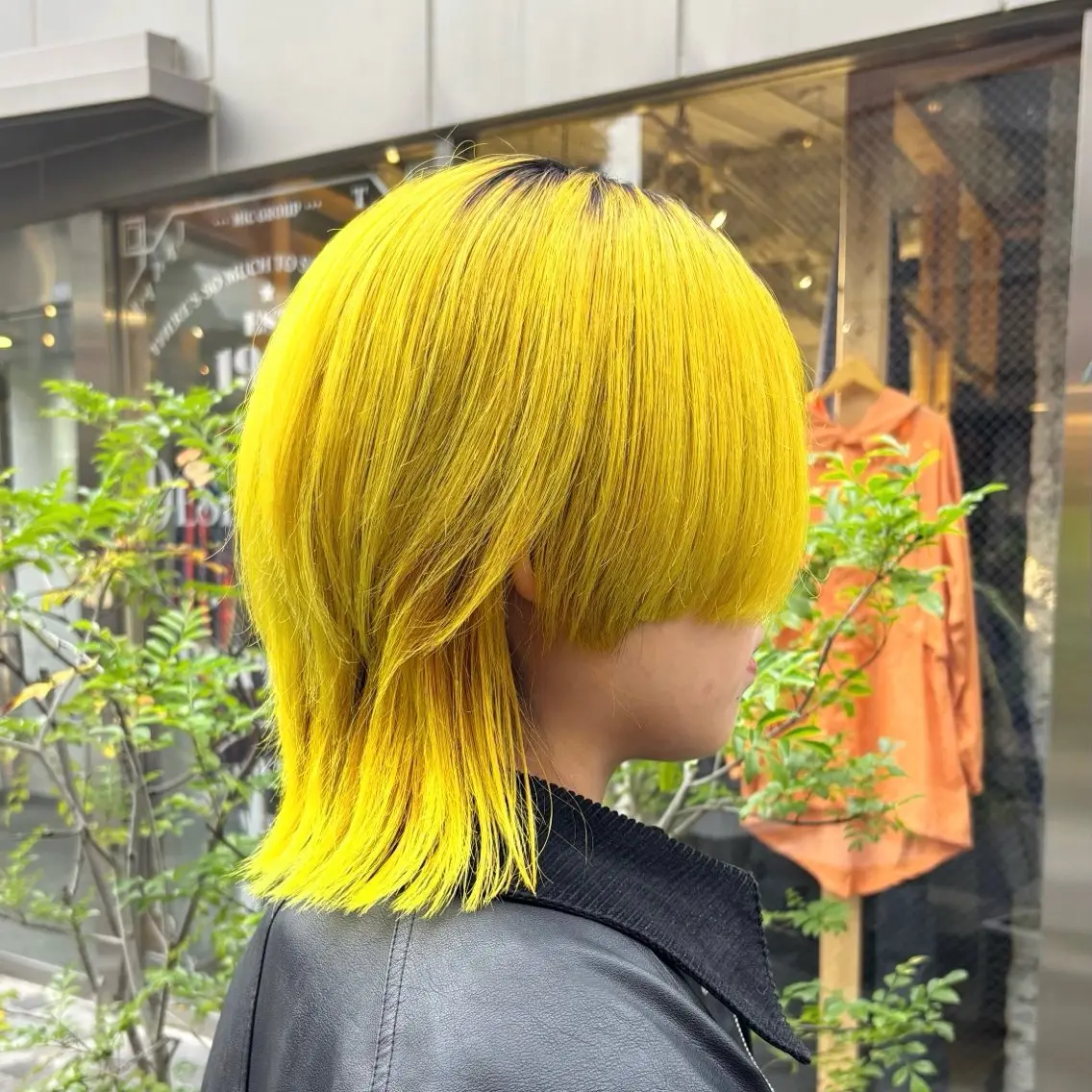 ミディアム カラー 🌞透明感ブリーチ ×レイヤー🌴リオのヘアスタイル