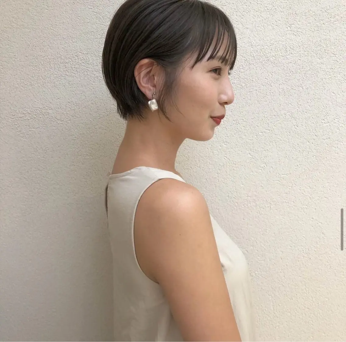 ショート 透明感カラー/顔周り レイヤー/髪質改善のヘアスタイル