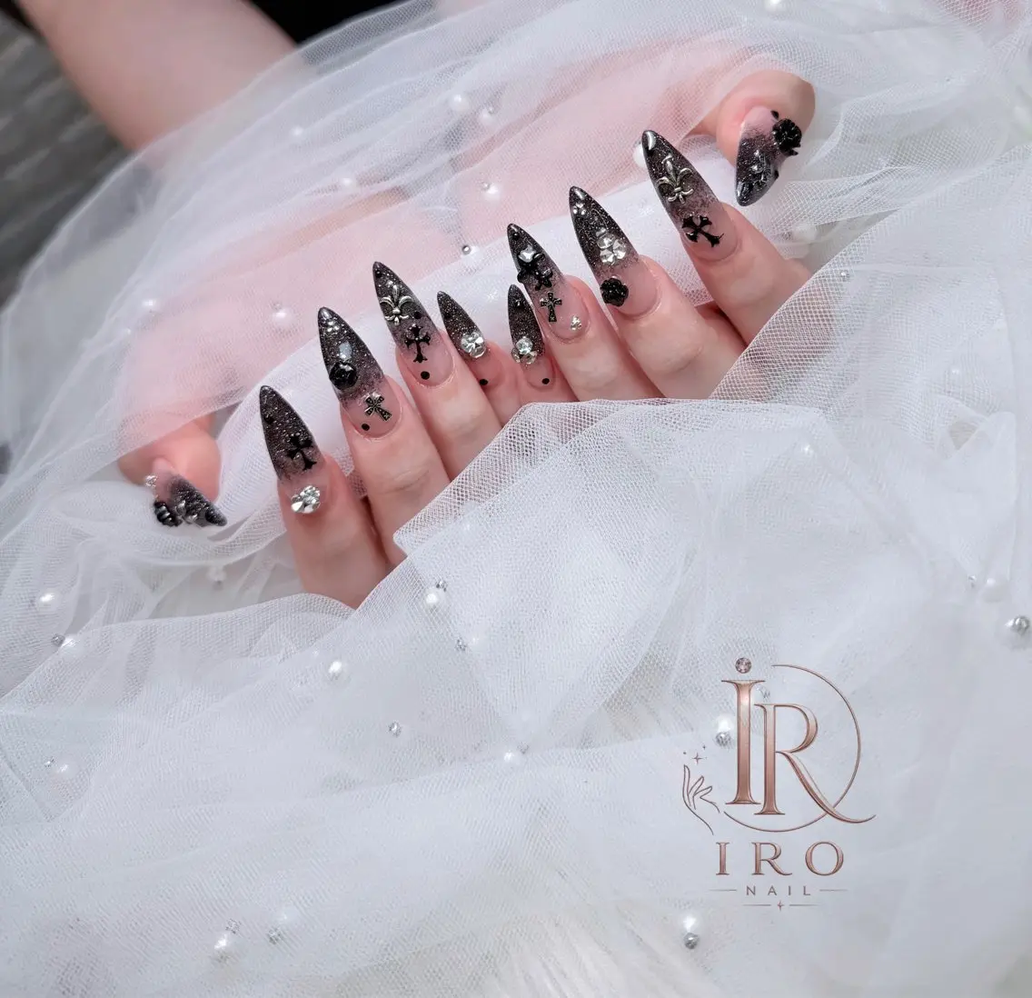 ネイル ハンドネイル IRO NAIL FUNABASHIのネイルデザイン
