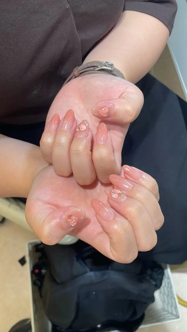ネイル ハンドネイル SunNail池袋 🍧エミリーのネイルデザイン