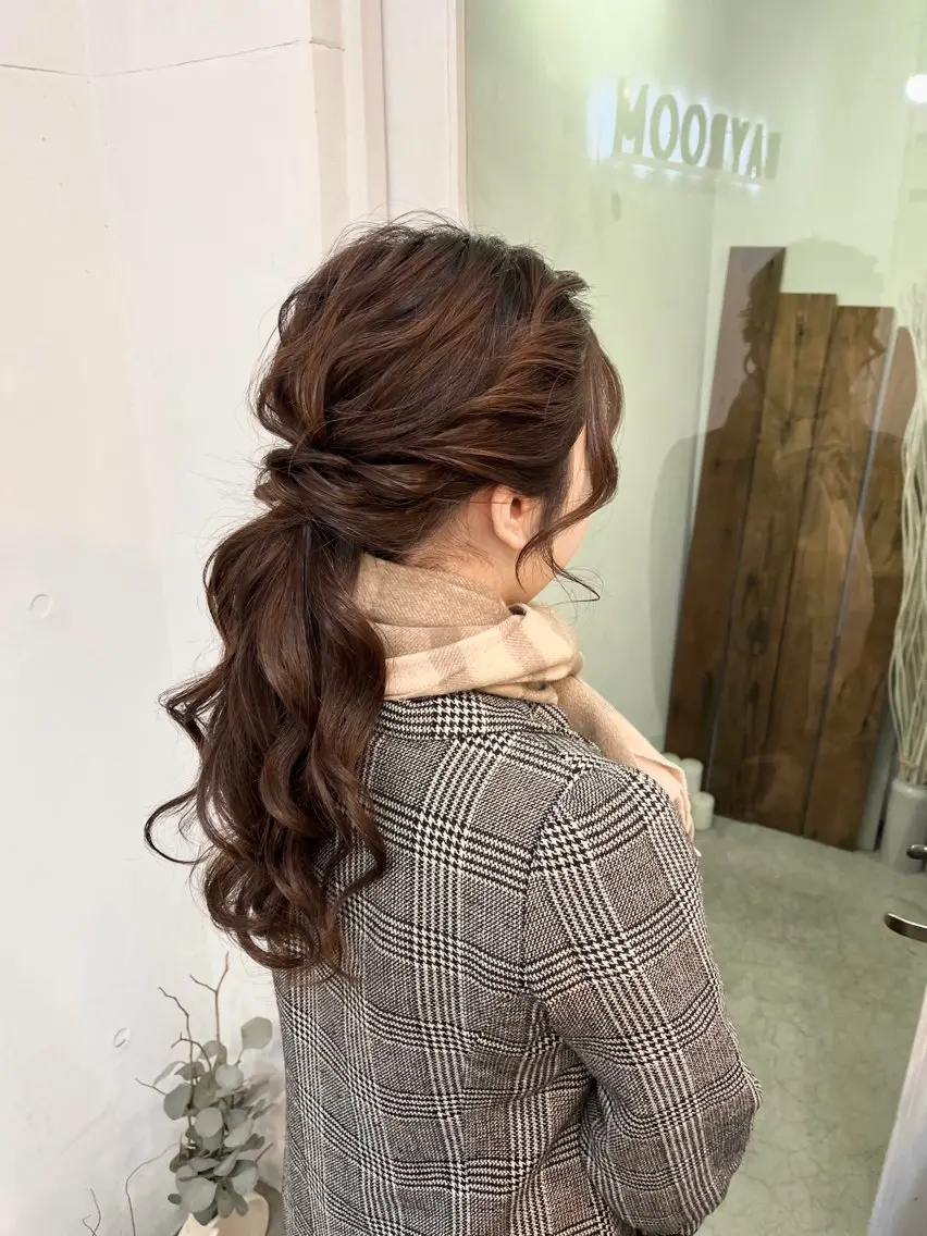 ロング カラー ヘアアレンジ ヘアセット hazuki🐈‍⬛ 透明感カラーのヘアスタイル