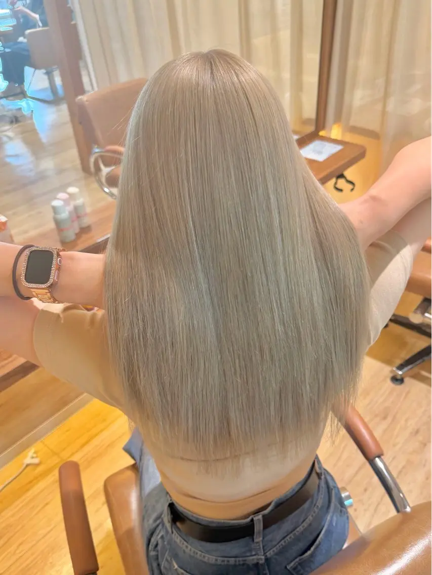 ロング カット ヘアカラー 福井 珠乃のヘアスタイル