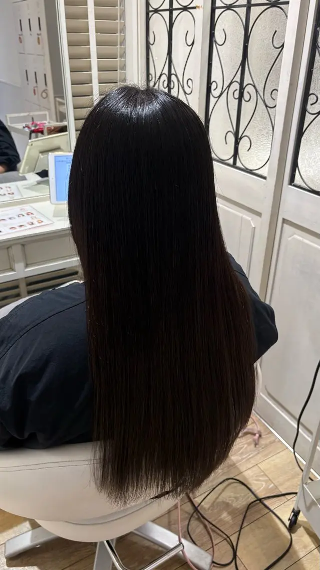 ロング カラー カット ヘアカラー 似合わせ 顔周りYUUGAのヘアスタイル