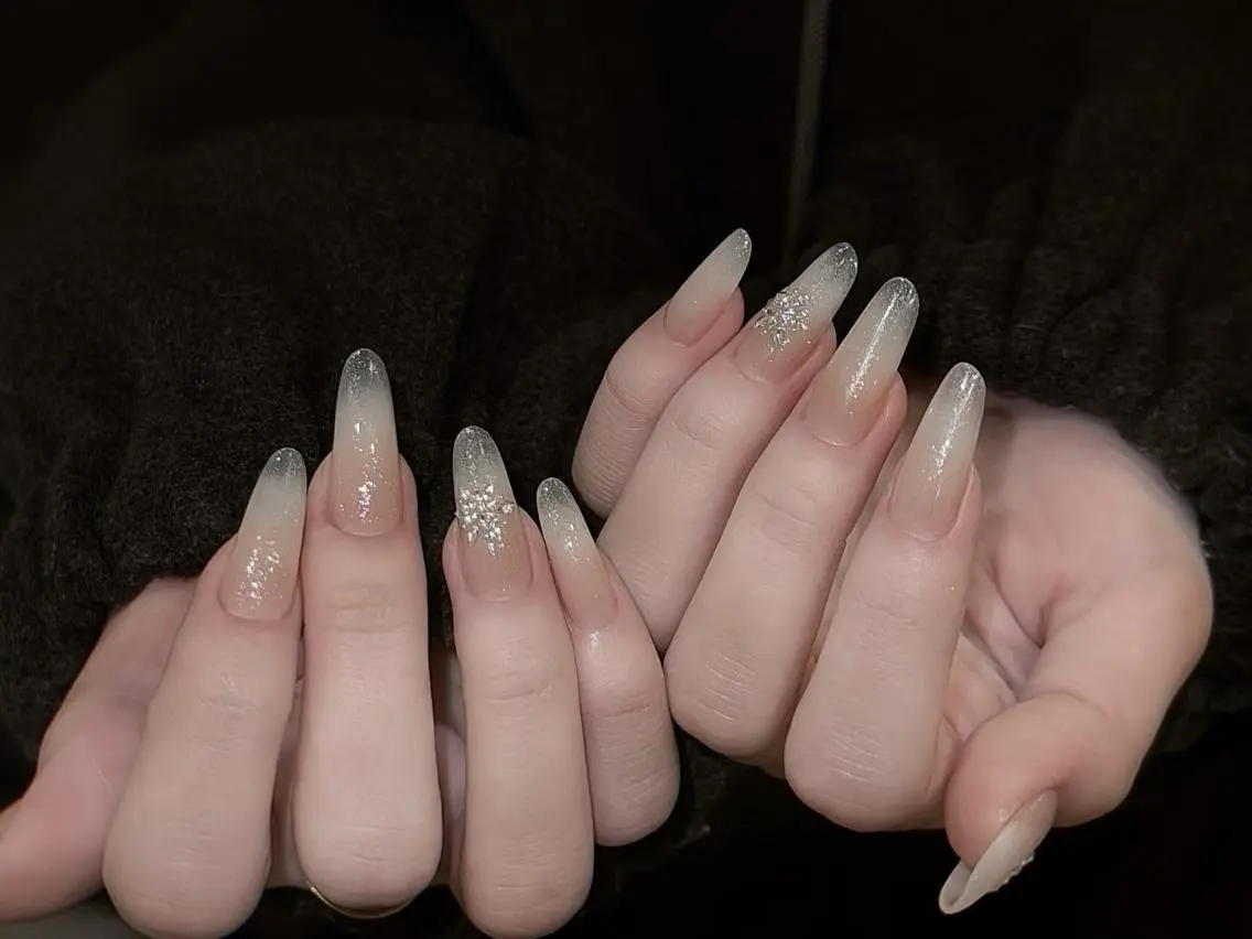 ネイル Shiki Sakai nailのネイルデザイン